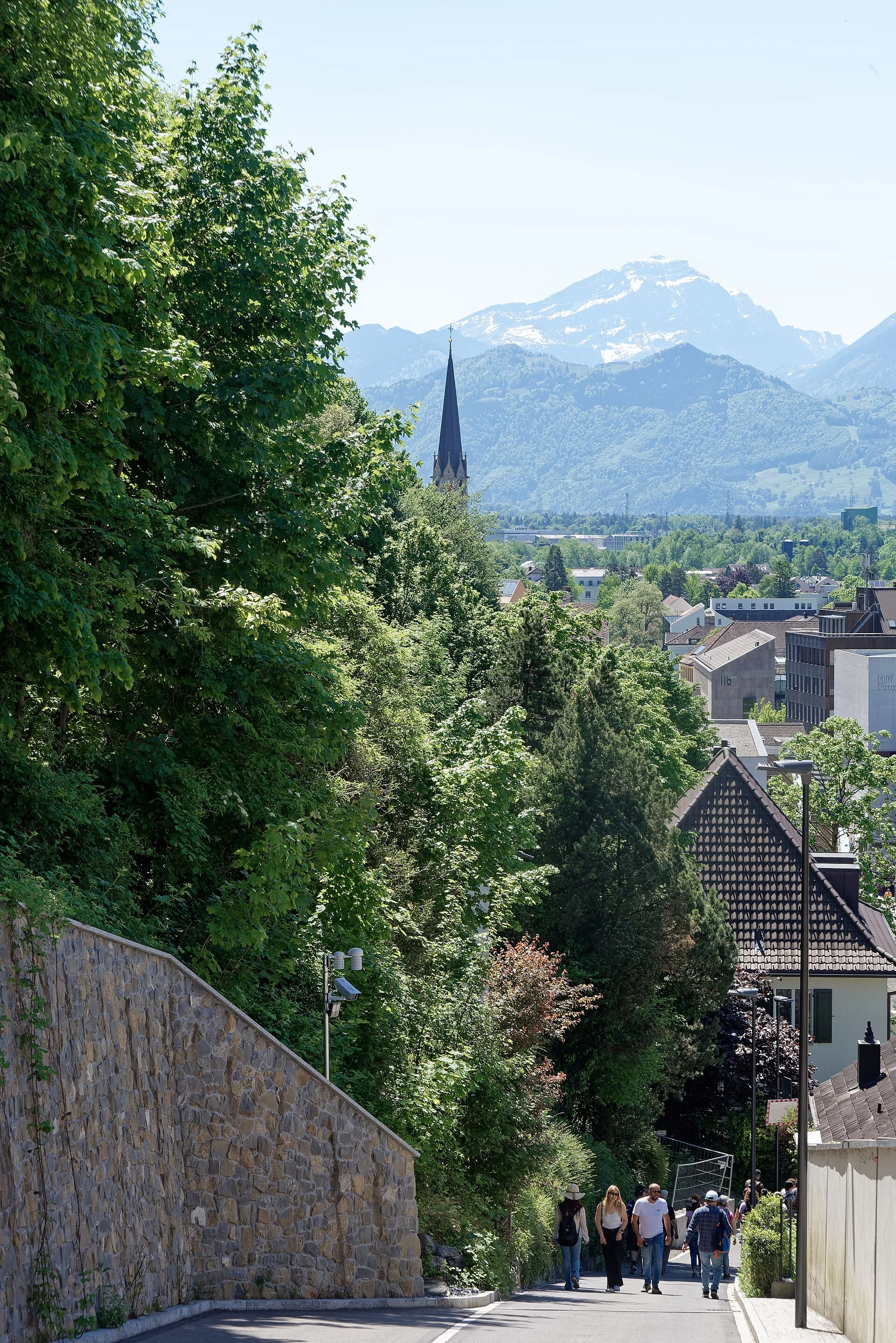 Vue urbaine de Vaduz, capitale du Liechtenstein.