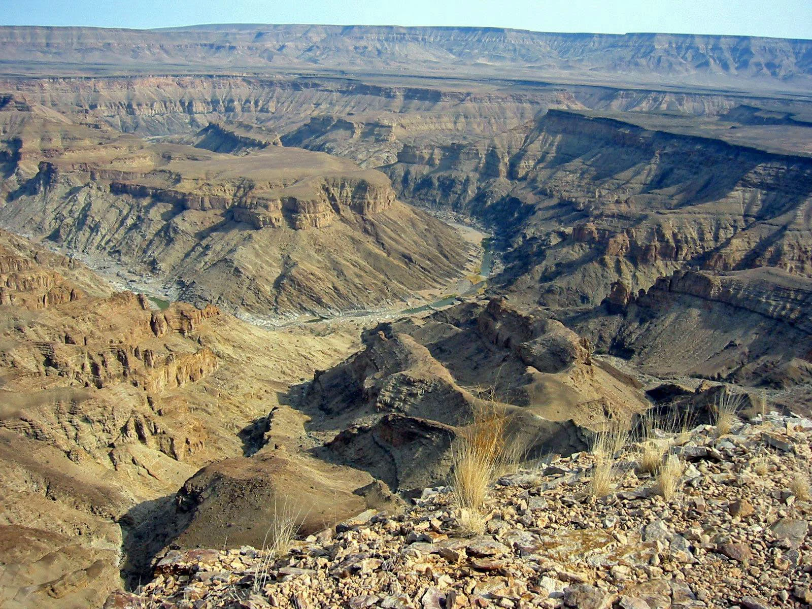 Steiniger Abschnitt des Wanderwegs im Fish River Canyon.
