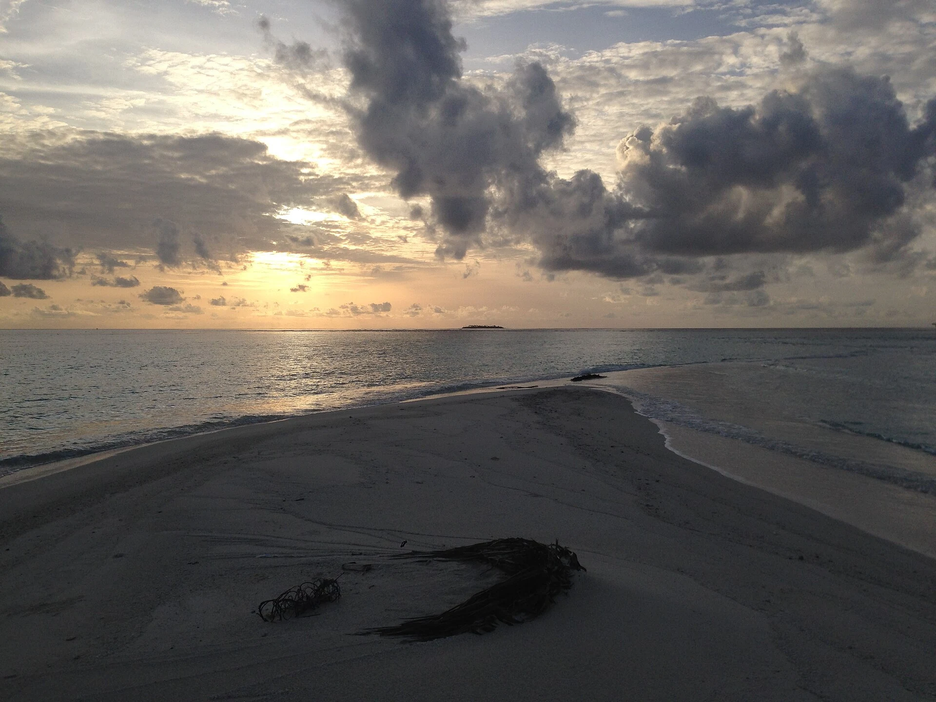 Paesaggio insulare dell’Oceano Indiano come contesto geografico delle Maldive