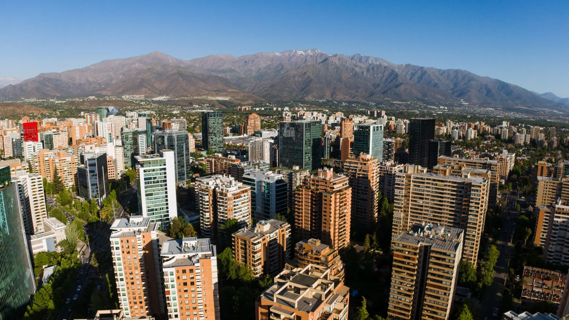 Vista documental de Santiago, capital do Chile.