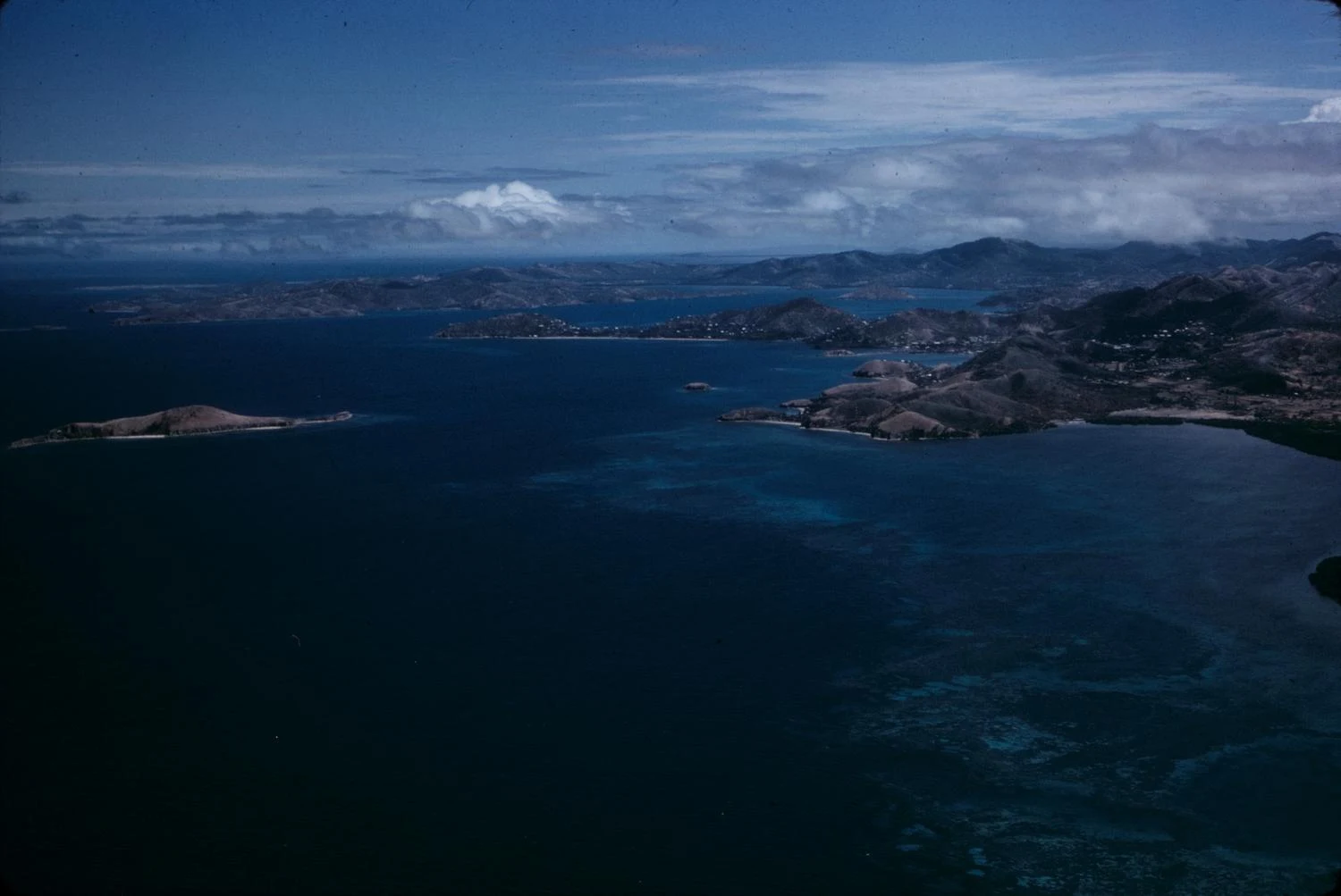 Local identificável de Port Moresby para situar a capital no país.